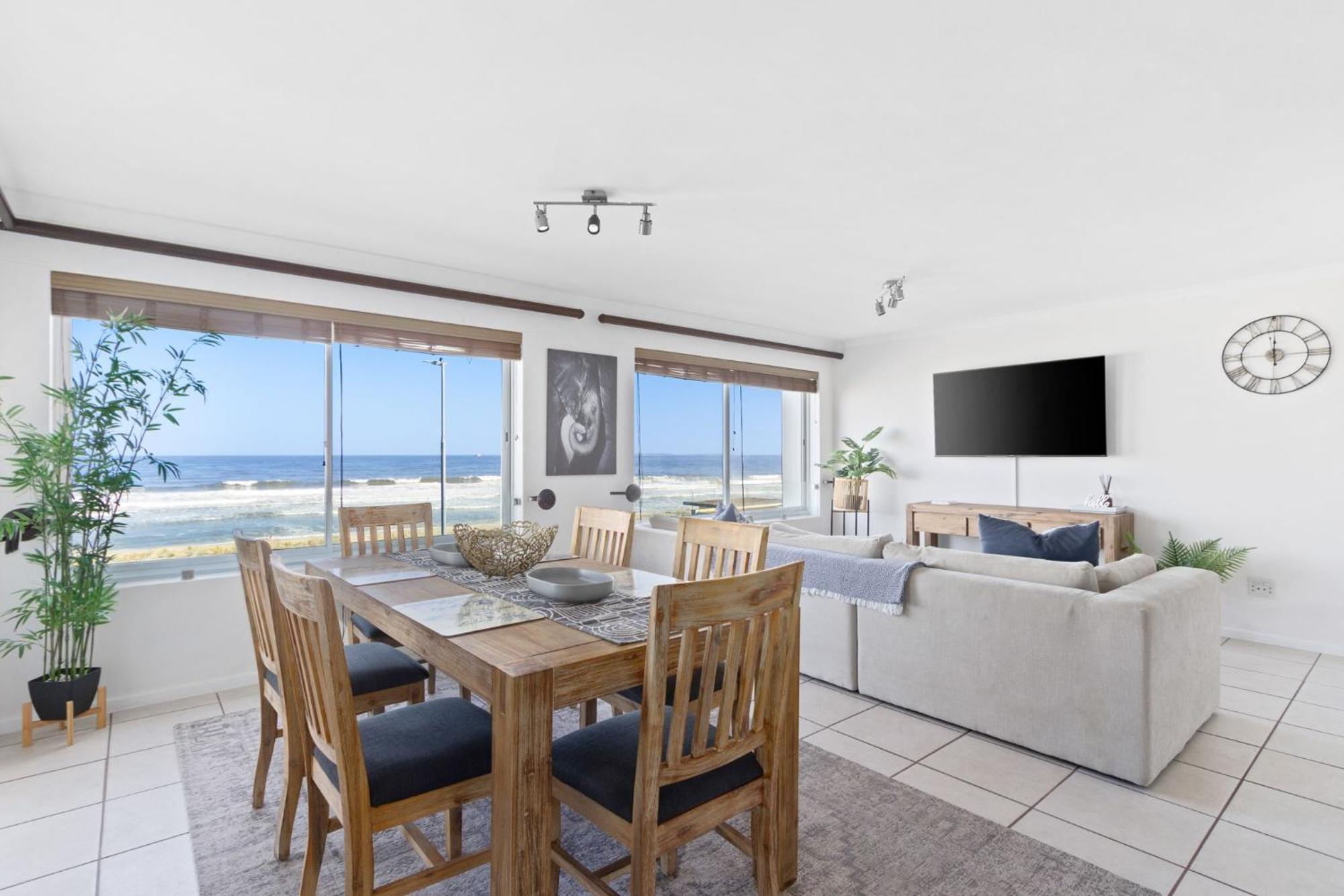 Sea Spray B309 By Host Agents * Cape Town