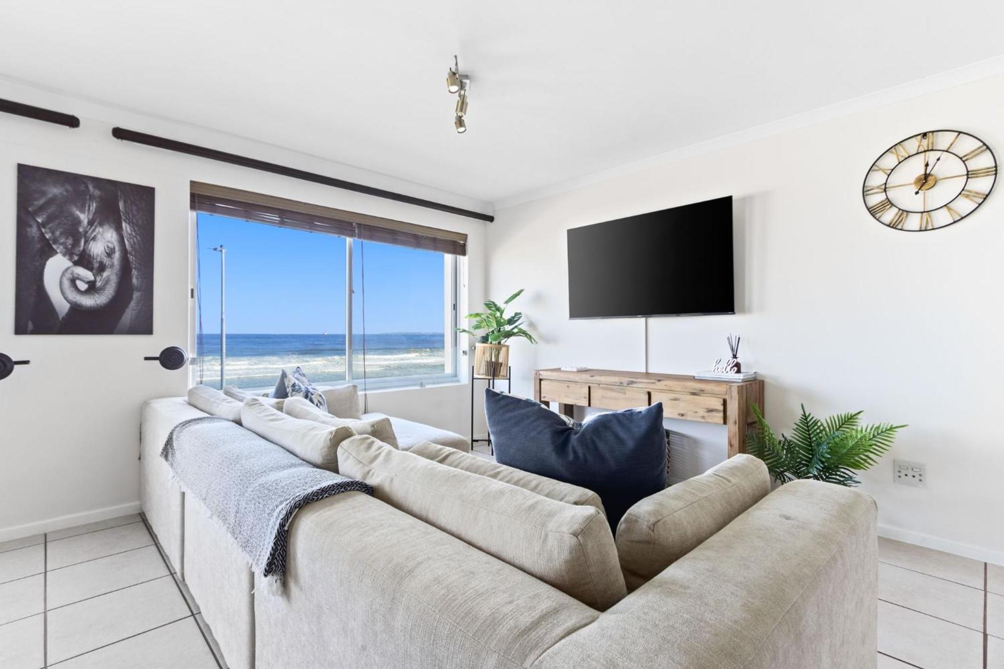 Sea Spray B309 By Host Agents