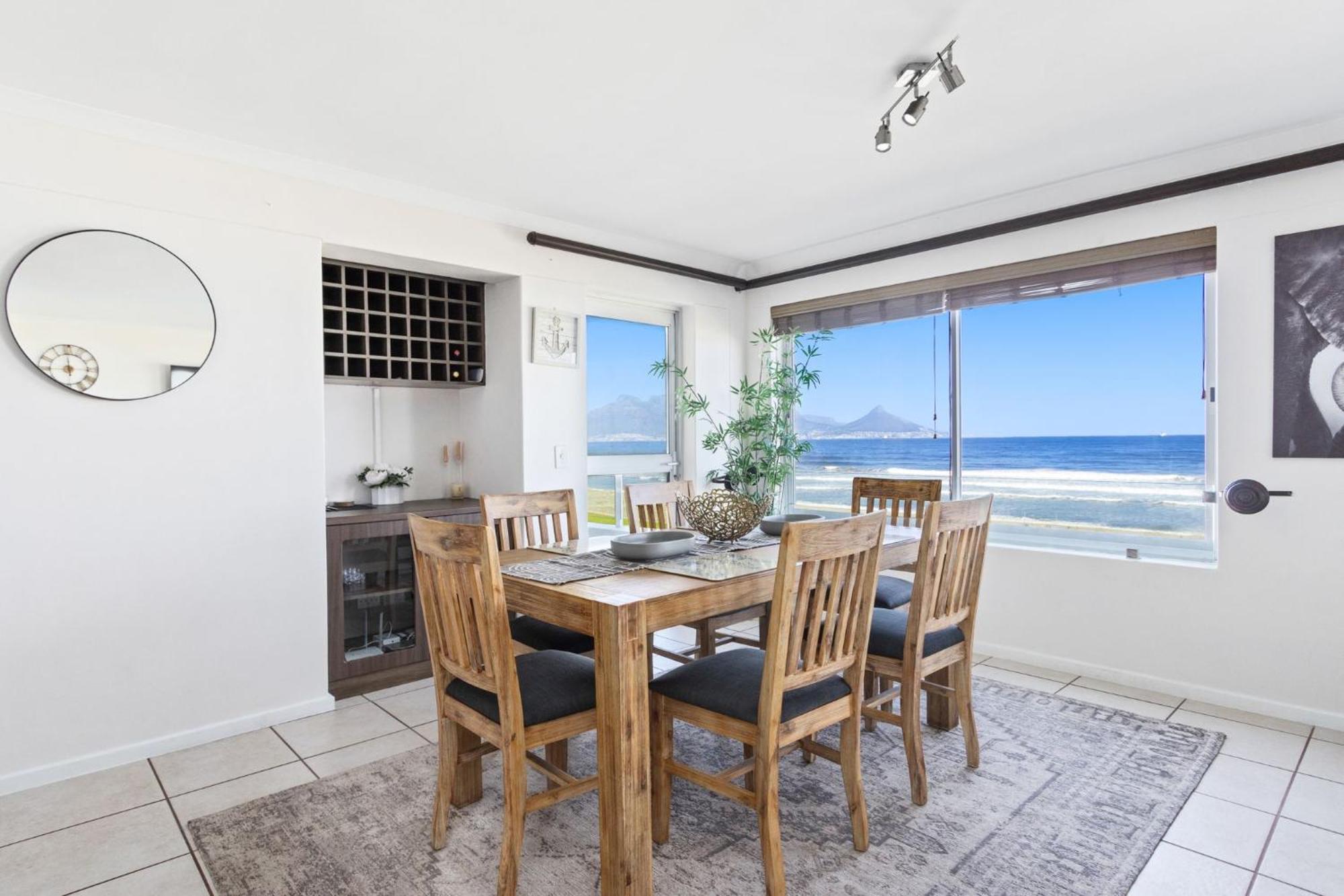 Sea Spray B309 By Host Agents Cape Town